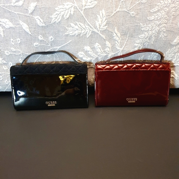 Like-New Guess Handheld / Crossbody Black Suede Bag - Picture 9 of 9